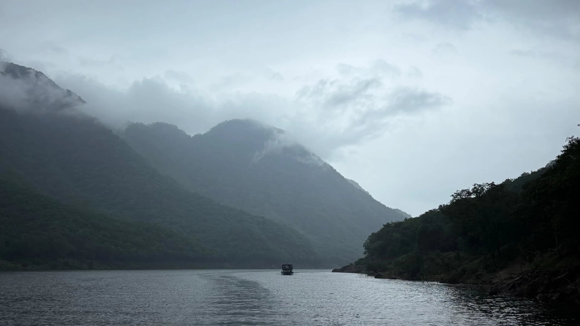 Papikondalu Hills - Scenic Godavari River Boat Tours