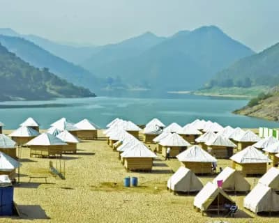 Riverside tents for the Papikondalu night stay at Sirivaka